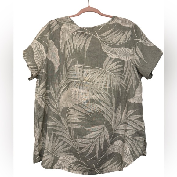 Tahari Palm Print  Linen Blouse - Picture 2 of 6